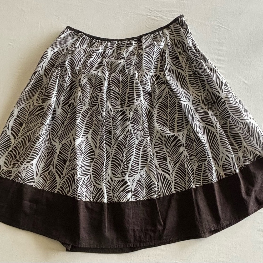 AB Studio Women’s Boho Skirt Size 12 Black White Leaf Print A-Line Lined